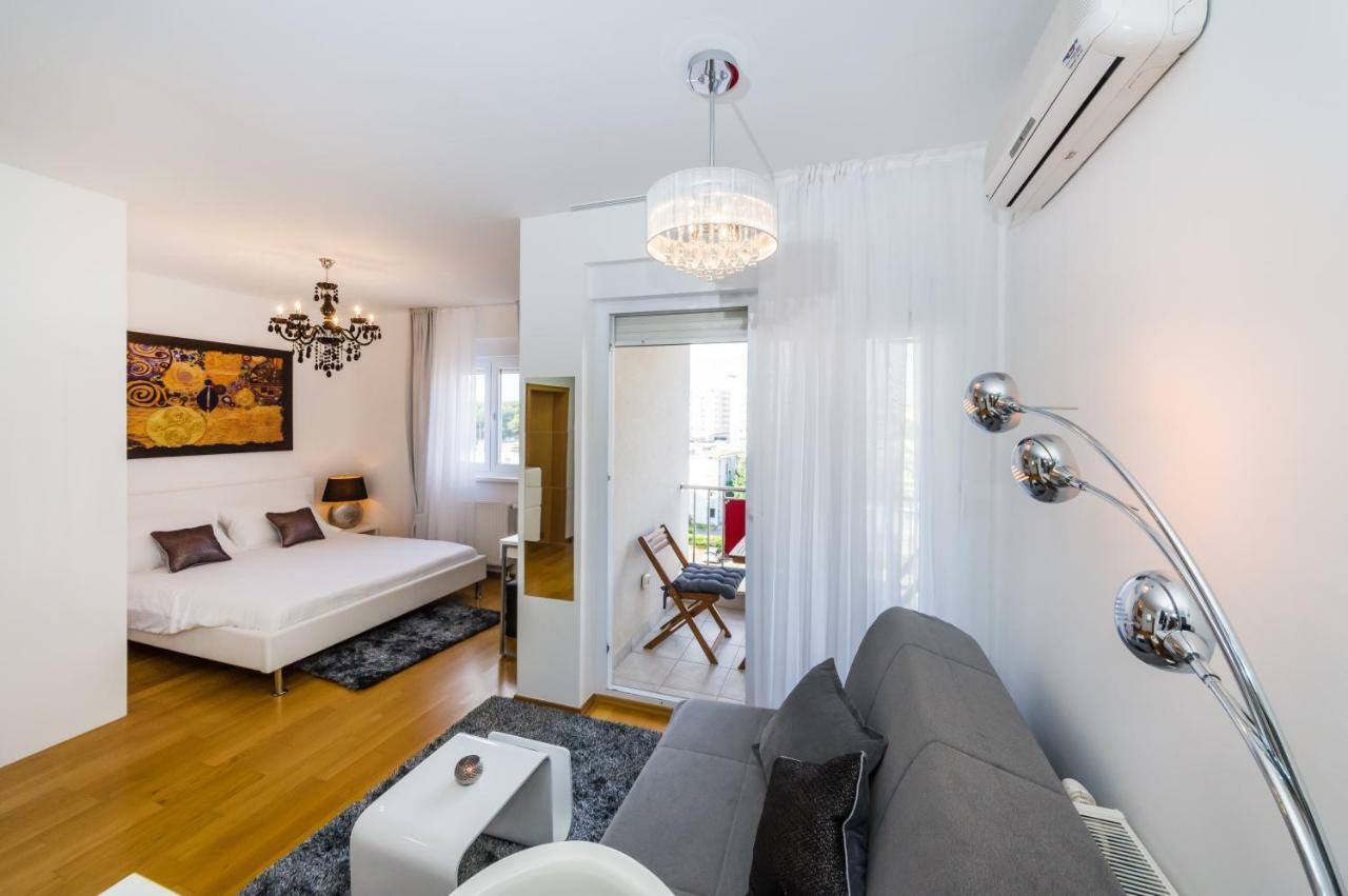 Studio Apartment K & K With Free Garage Задар Экстерьер фото