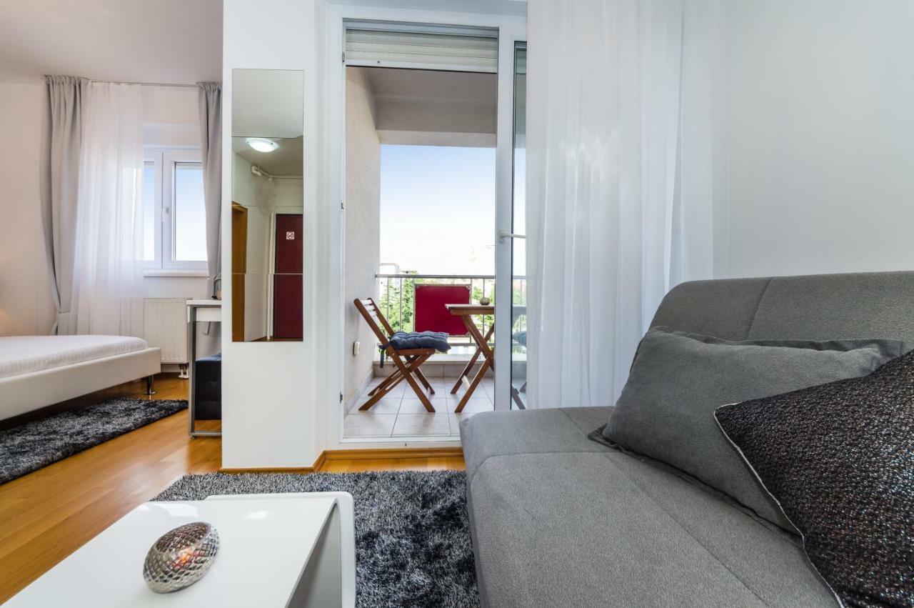 Studio Apartment K & K With Free Garage Задар Экстерьер фото
