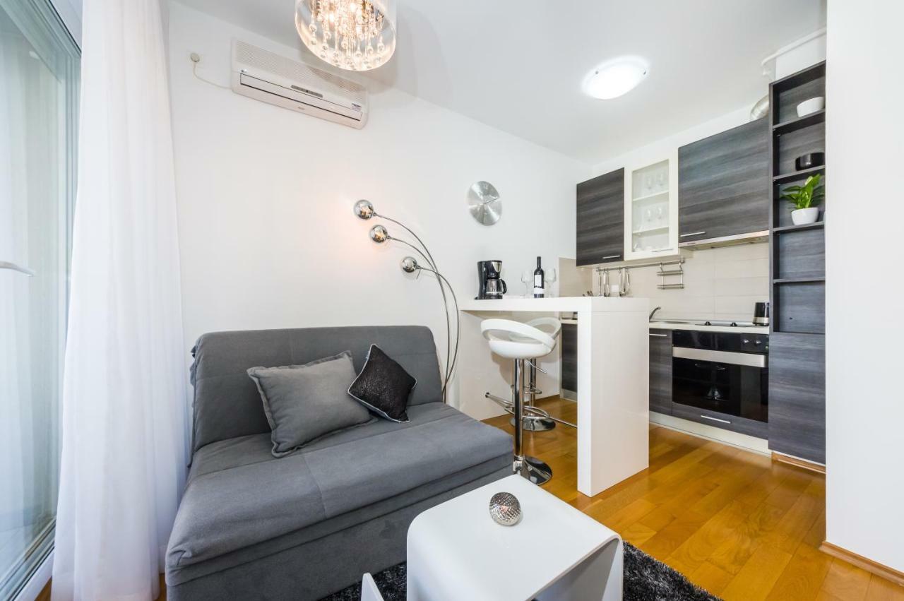 Studio Apartment K & K With Free Garage Задар Экстерьер фото