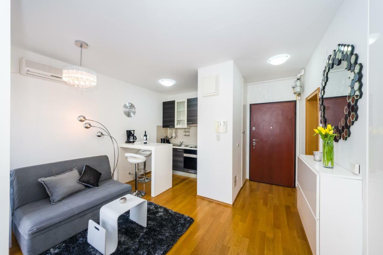 Studio Apartment K & K With Free Garage Задар Экстерьер фото